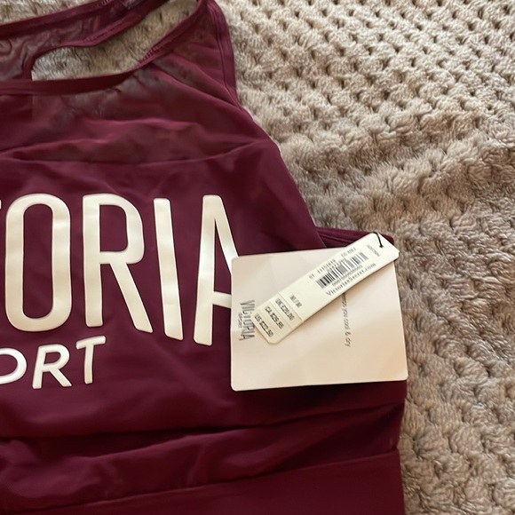 Victoria Sport sports bra  NWT - Picture 2 of 7